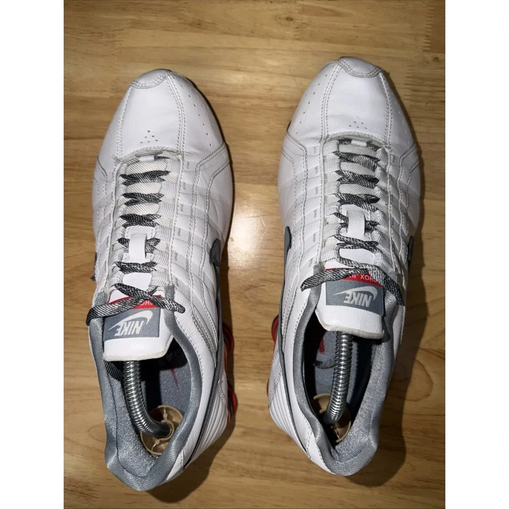 Nike Shox‎ Junior Running Shoes Sneakers White Gray Red 454340-107 Mens 9 2014